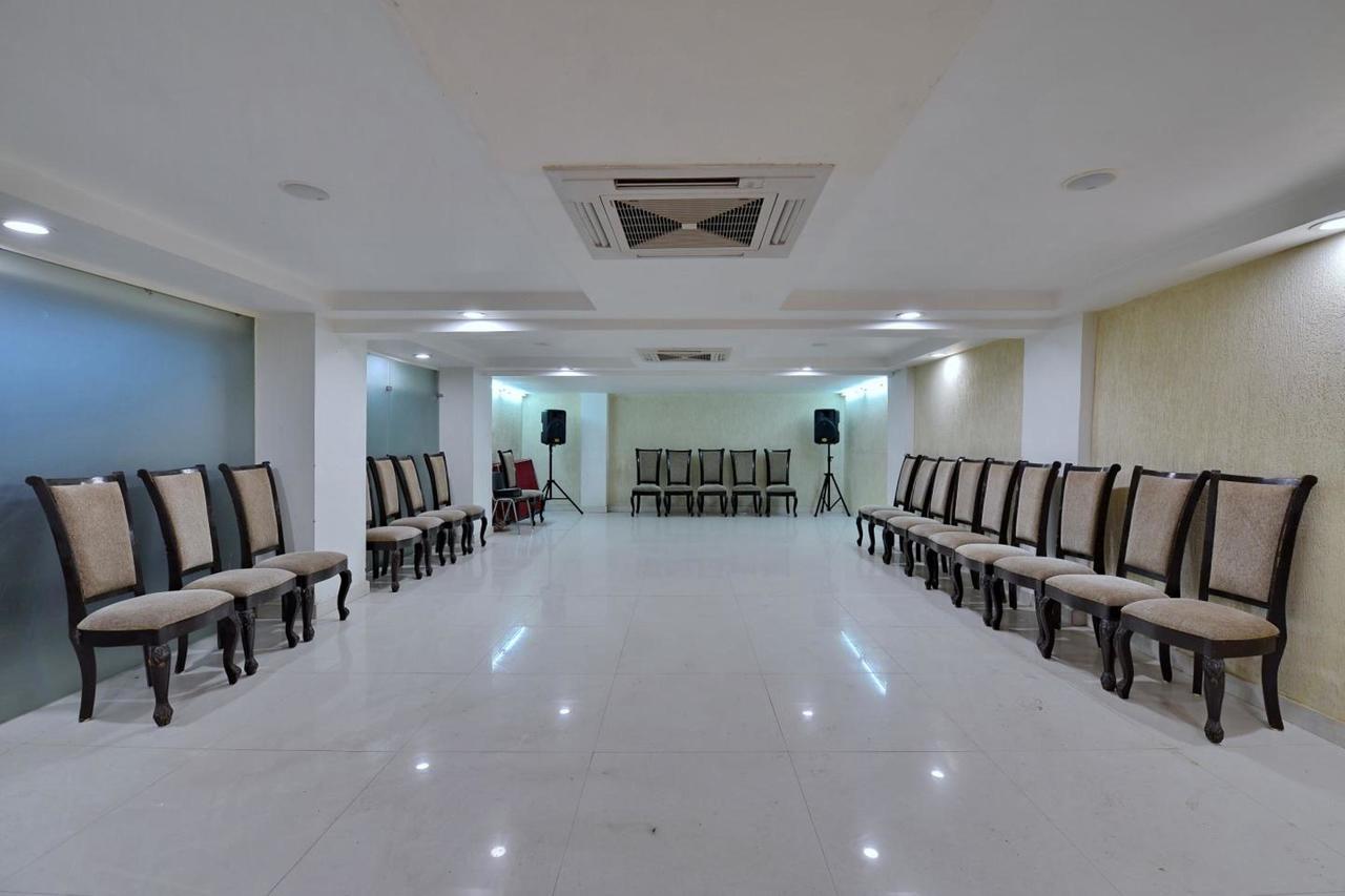 Hotel Tilak Bhopal Eksteriør bilde