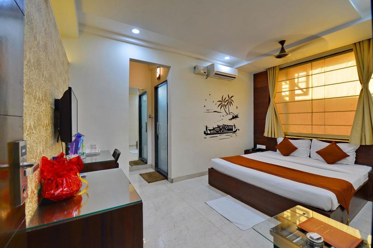 Hotel Tilak Bhopal Eksteriør bilde